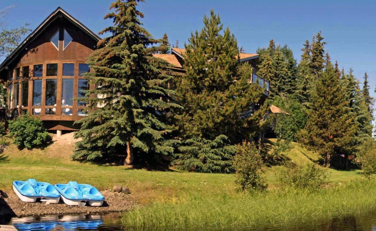 Eagle'S Nest Resort Anahim Lake Екстериор снимка